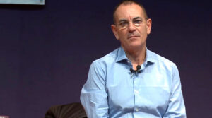 El extremismo de un economista que presentan como gurú del “proceso consciencial”